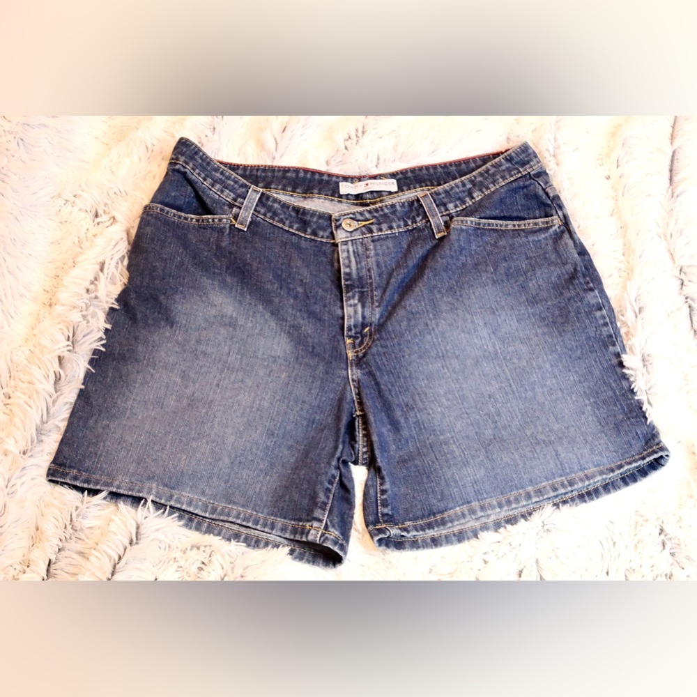 Tommy Hilfiger Denim shorts